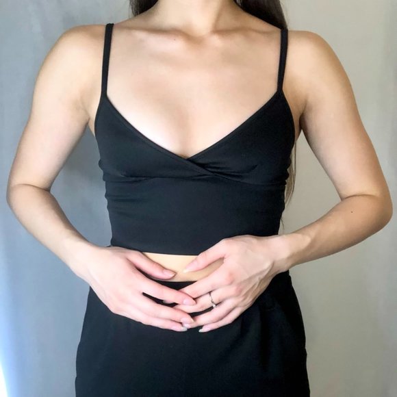 Black Slinky Strappy V Neck Crop Top Shiny Material - Picture 6 of 8